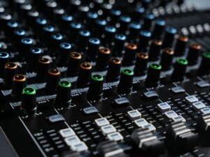 เพาเวอร์มิกเซอร์ POWER MIXER